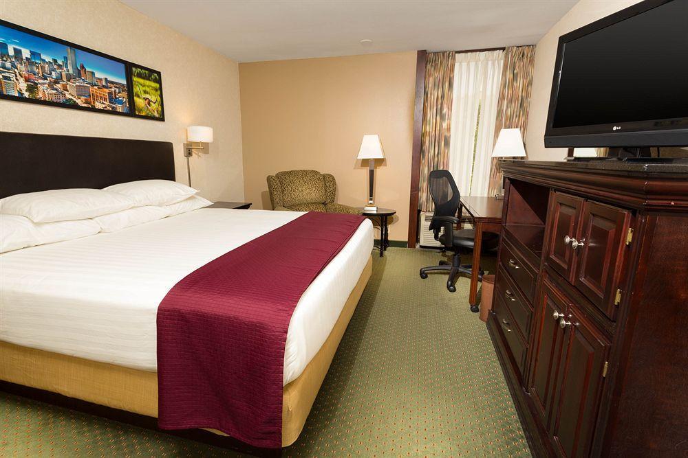 Drury Inn & Suites Columbus גרוב סיטי מראה חיצוני תמונה